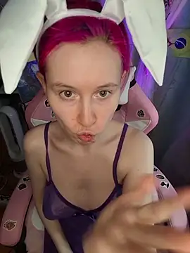 Fuzzy_Unicorn Adlı Modelin Canlı XXX Sohbeti