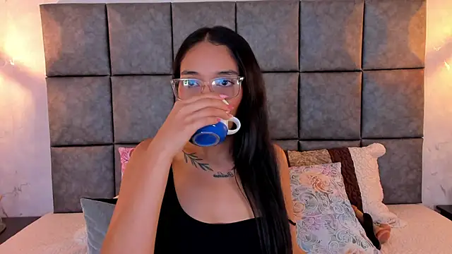 Roseaurora Live XXX-Chat