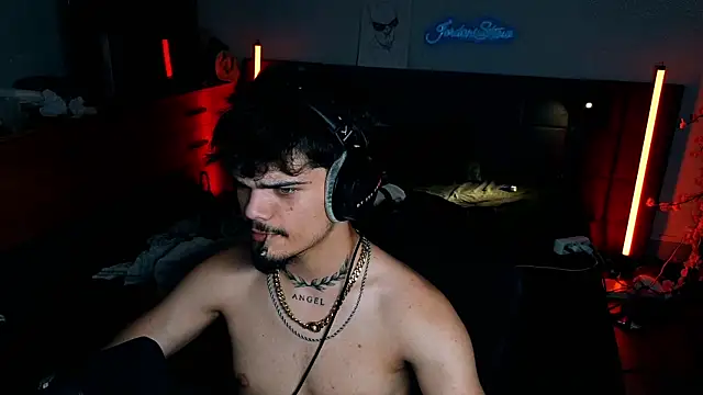 JordanShow Live XXX Chat