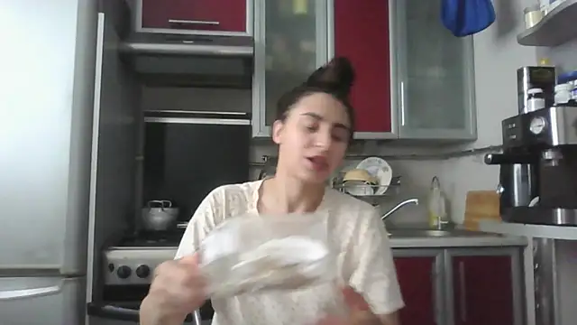 צ'אט XXX בשידור חי של Kashtanka_