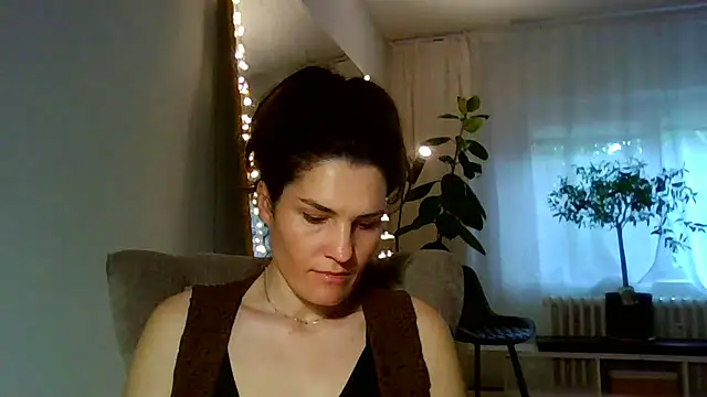 Ms-Lust1- Live XXX-chat