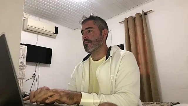 Chat +18 de victor_chat ao vivo