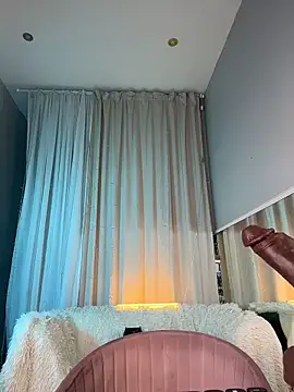 Chat +18 de Tattitude_ ao vivo