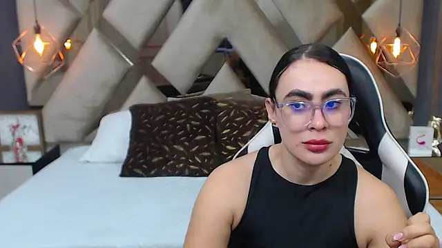 MartinaaFit's Live XXX Chat