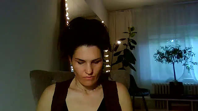Ms-Lust1- Chat XXX live
