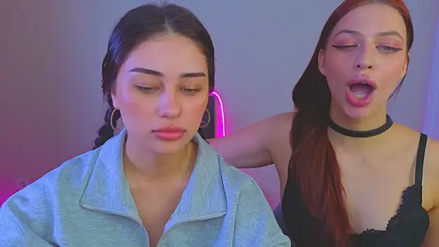 Sofia_Plump Шоу с уебкамера