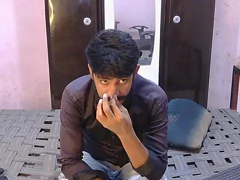 HotXKrish লাইভ XXX চ্যাট