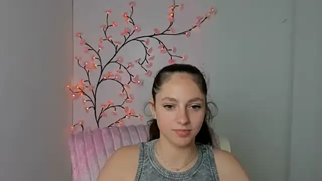 KissMeJulia 现场XXX聊天