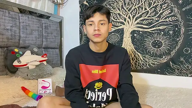 Andy_Belier23 Adlı Modelin Canlı XXX Sohbeti