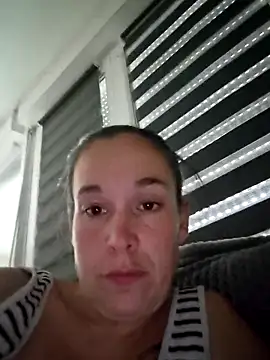 adelinegirly's Live XXX Chat