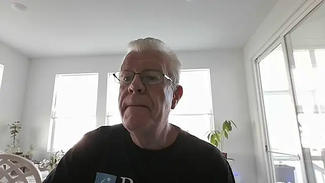 NeoOnSC's Live XXX Chat