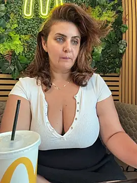 Chat XXX en directo de AnneKane
