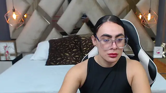 MartinaaFit লাইভ XXX চ্যাট