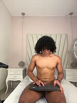 Chatroom XXX en direct de Taylor_gray7