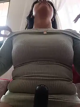 _andrea30のライブXXXチャット