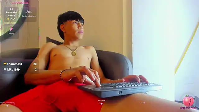 Alejitoo_23 Live XXX Chat