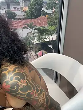 Chat +18 de LizStorm_ ao vivo