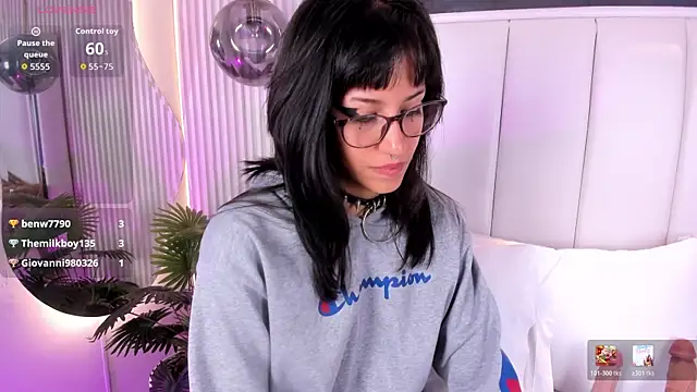 Chat XXX en directo de ViolettaColinss