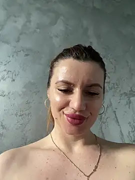 MayaMR Adlı Modelin Canlı XXX Sohbeti