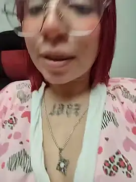 Chat +18 de Kitty_Melodi ao vivo