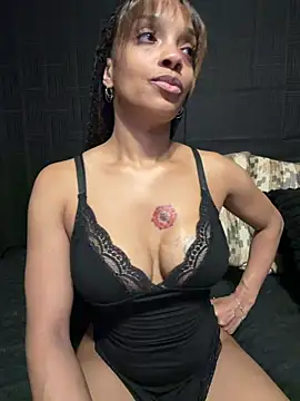 Rakiyahcharms 라이브 XXX 채팅