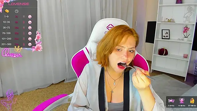 Chat XXX Live DellaRows