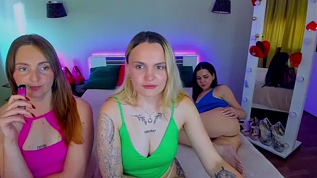 MagicEyessのライブXXXチャット