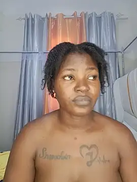 Chat XXX en directo de TrishaKalid