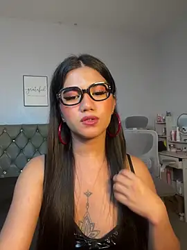 JassmineLove 라이브 XXX 채팅
