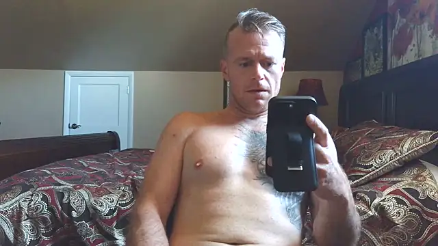 DILFiGuess1 live XXX chat