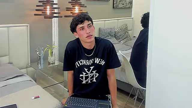 thom_amesn Live XXX chat