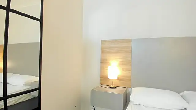 nicollsky 现场XXX聊天