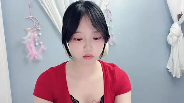 XXX chat uživo modela Yanys521