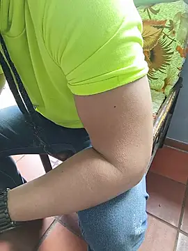 jacson_w8 Adlı Modelin Canlı XXX Sohbeti