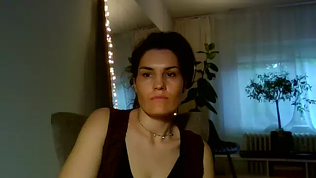 צ'אט XXX בשידור חי של Ms-Lust1-