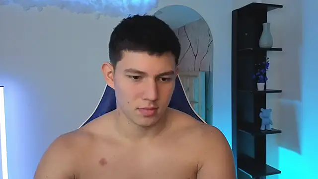 JamesCr_'s Live XXX Chat
