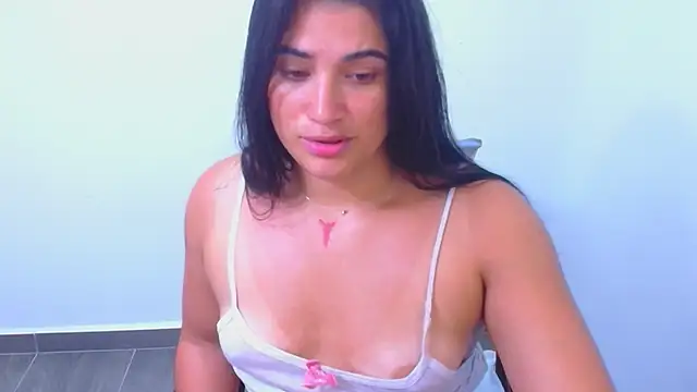 shyness_alice's Live XXX Chat