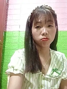 AmyLinee01 现场XXX聊天