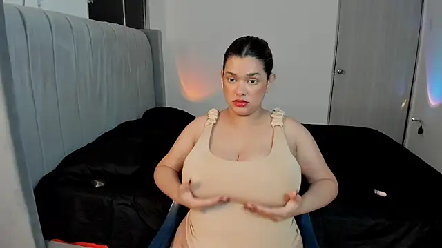 eda_karim Chat XXX in diretta