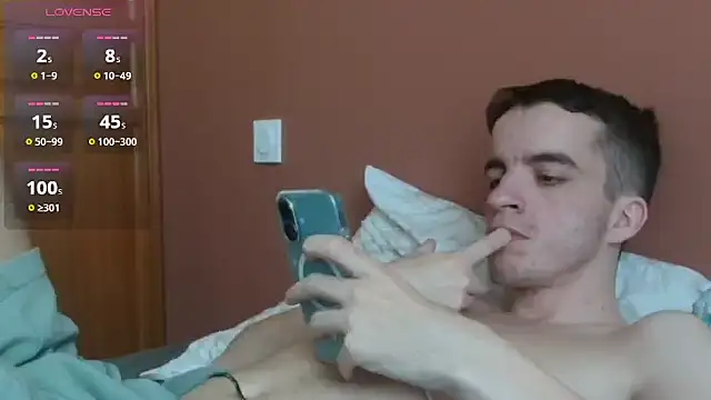 Tombgy07 live XXX chat
