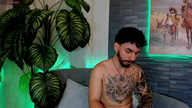 levi_wolf Chat XXX live