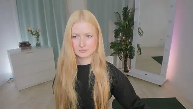 Laly_Peach Live XXX-chat