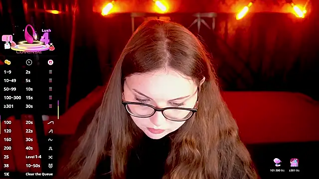 Chat +18 de LuxSopphia ao vivo