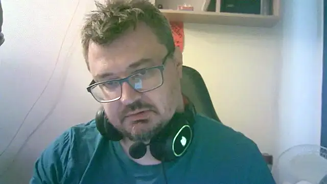 XXX chat uživo modela SirAbuser