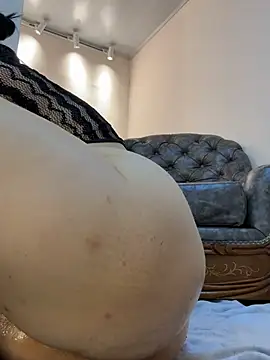 Czat XXX na żywo – niky_smit