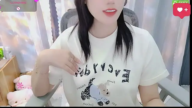 XXX chat uživo modela Dully_ana