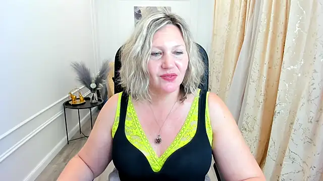 NinaStarle Live XXX Chat