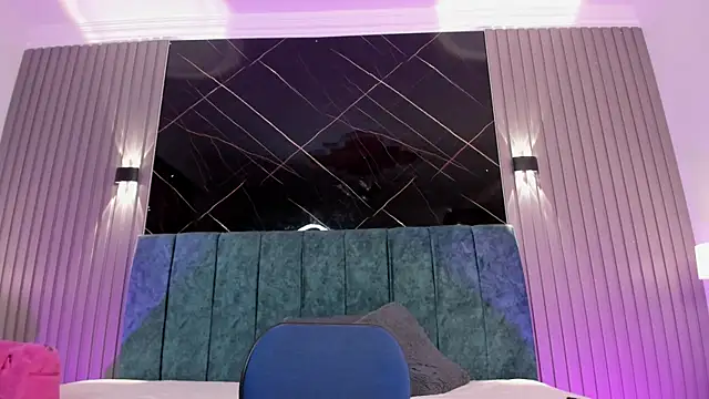 Alana_Castillo 现场XXX聊天