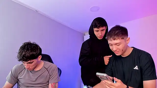 Handsomeboyss19: απευθείας συνομιλία ΧΧΧ