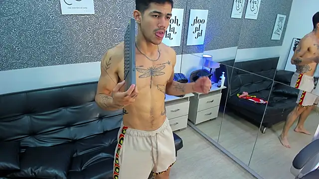 Jared_Cole Adlı Modelin Canlı XXX Sohbeti
